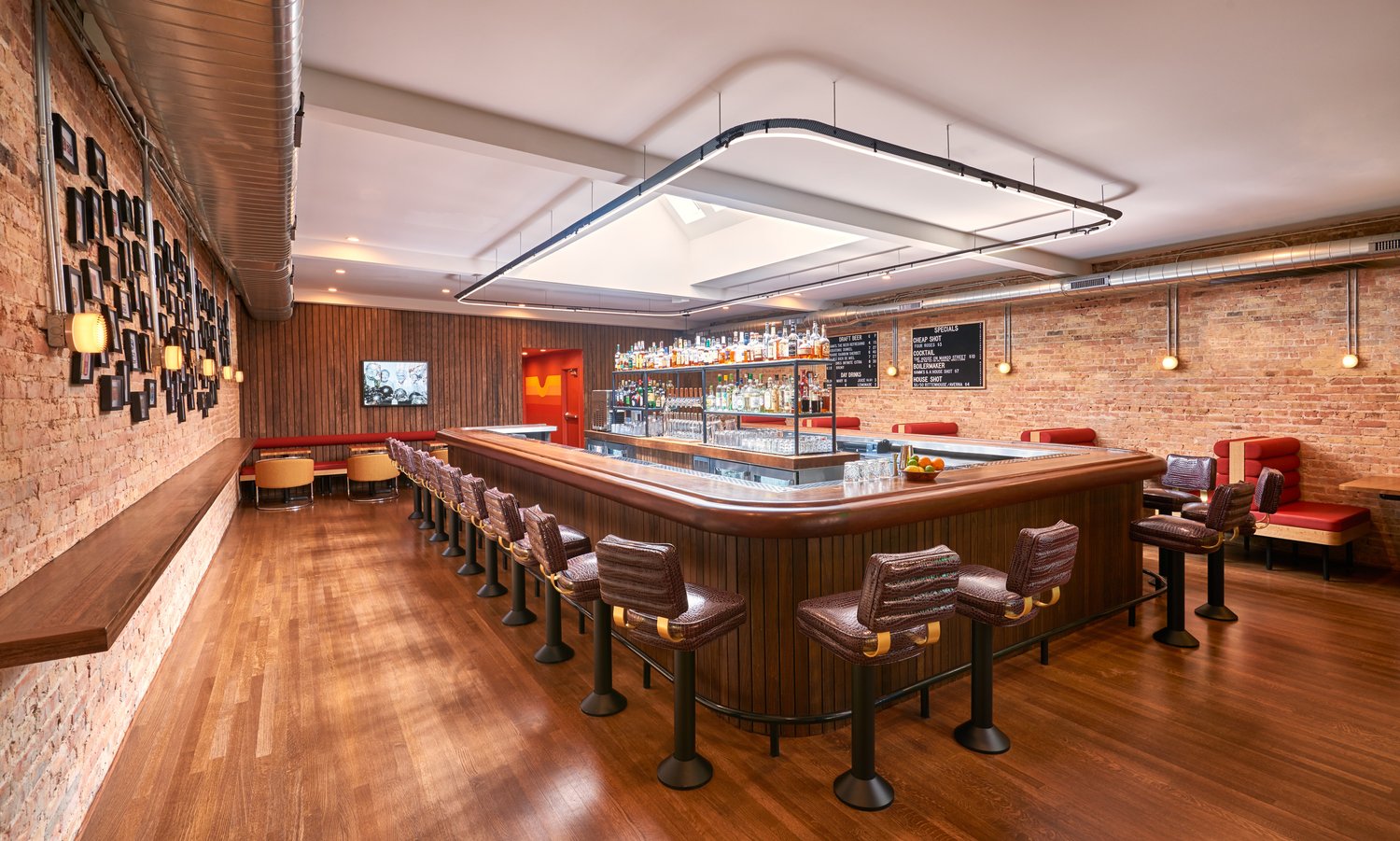 Bar Studio